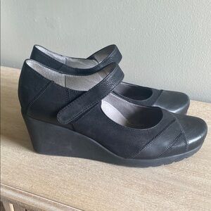 Abeo black wedged shoes. Size 7.5.​